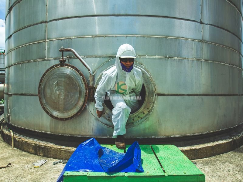 Tank Cleaning Industri Makanan